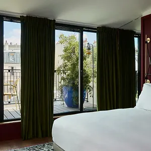Le Ballu Parijs
