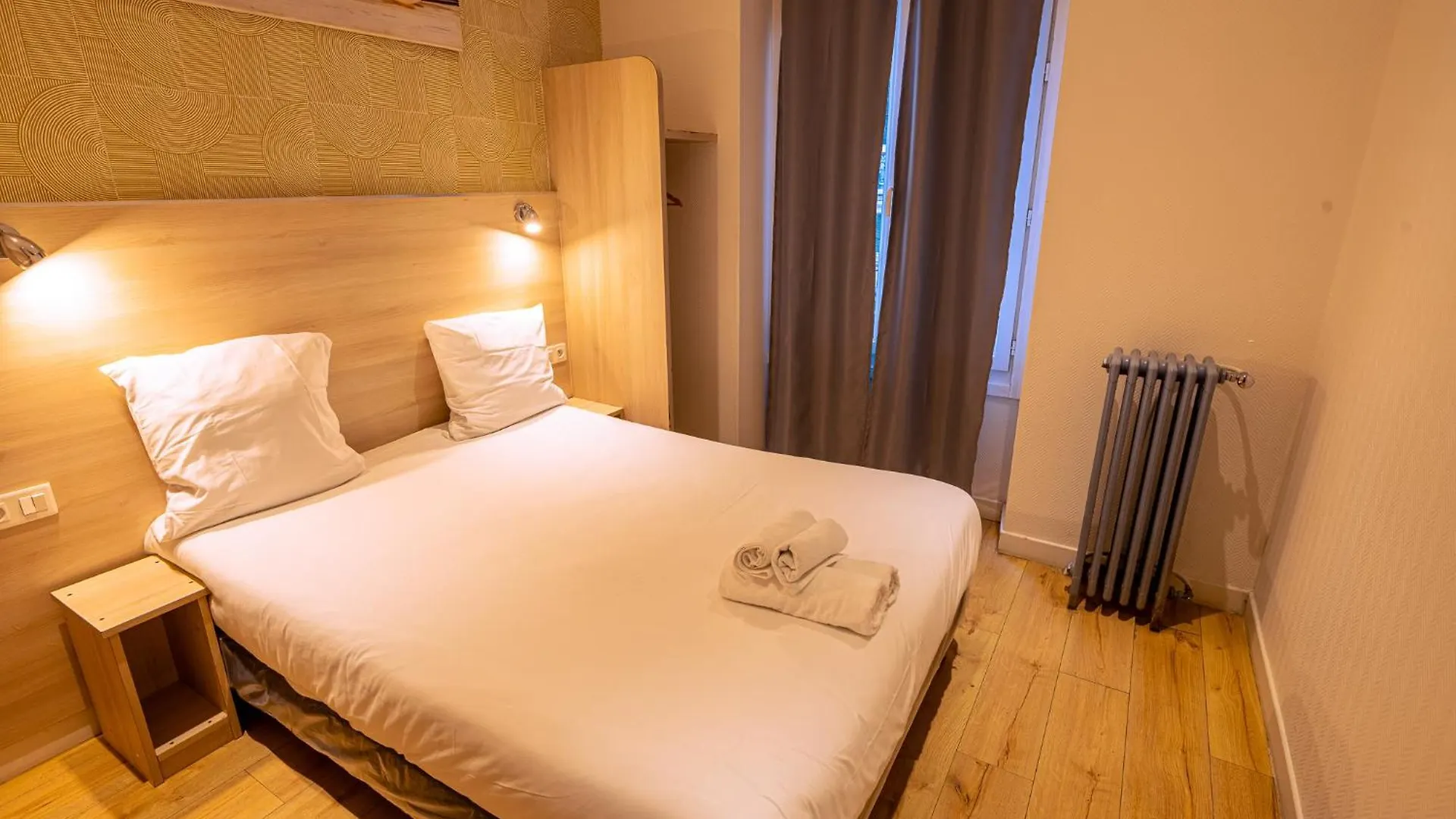 Hotel Aix Europe Paris 2*,